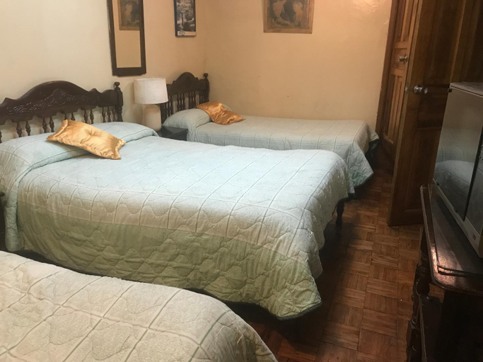 Others 4, Hostal Viena, Quito