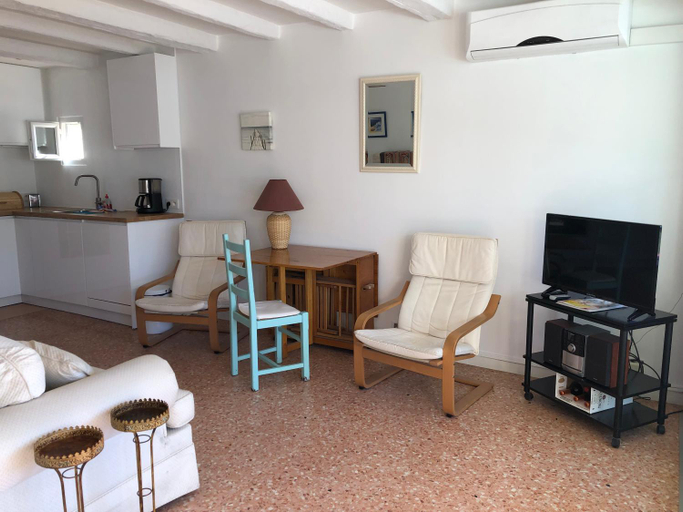 Others 4, Studio des iles, Var