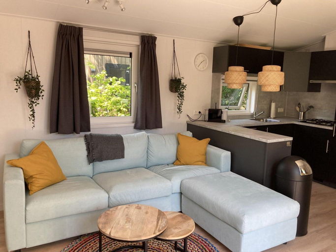 Living room 4, Modern Chalet With Garden, Terrace, Zijpe