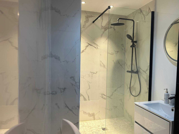 Bathroom, Appt Cozy - 1bdr/2p- Levallois-perret / Near Paris, Hauts-de-Seine