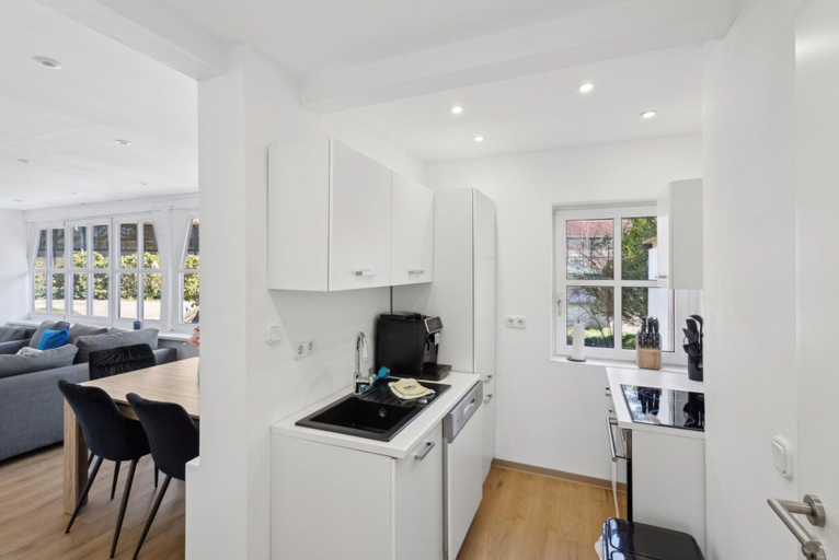 Private kitchen 3, Moderne Wohnung mit Terrasse, Heidekreis