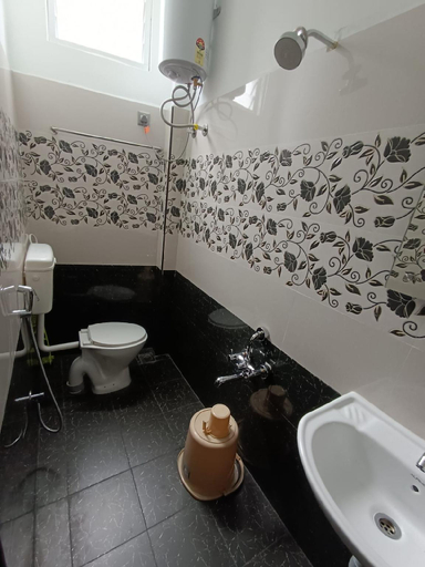 Bathroom 3, Le Poshe Luxury - TIE, Puducherry