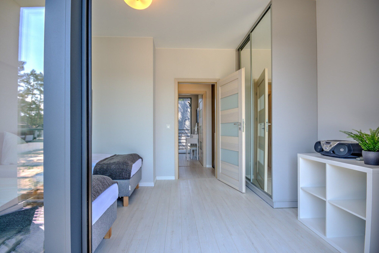 Room 5, Comfortable Holiday Home With a Garden and a Pool, Kamień