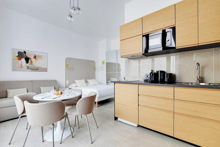 Interior 3, Studio Moderne - AC- 4P- Champ-de-mars, Paris