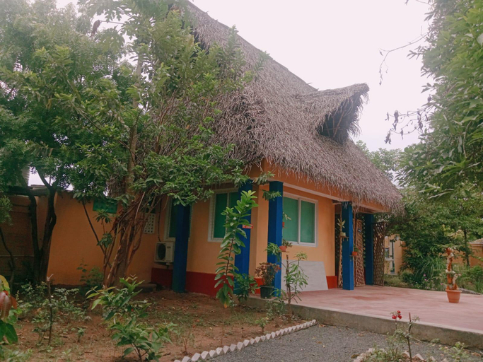 Others 3, En Harmonie Auroville, Viluppuram