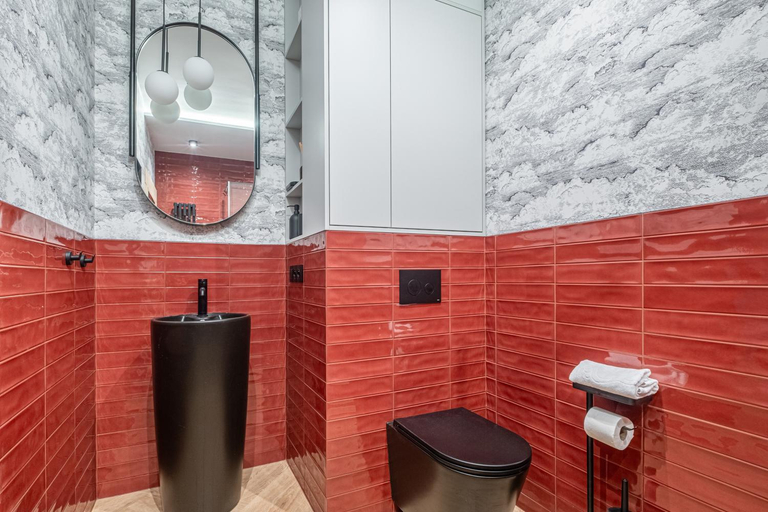 Bathroom 2, PoBookowane Stocznia Apartments Gdansk, Gdańsk City