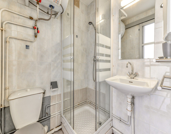 Bathroom 4, Modern Stay by the Beach, Hérault