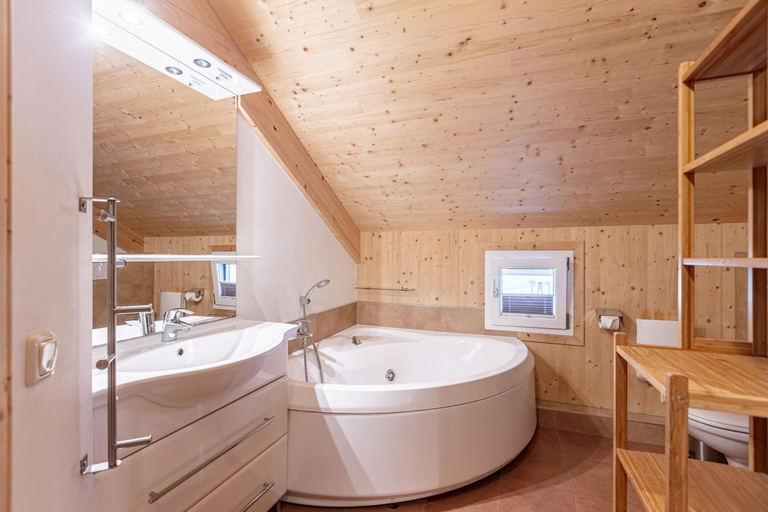 Bathroom 5, Lovely Chalet With Sauna, Murau