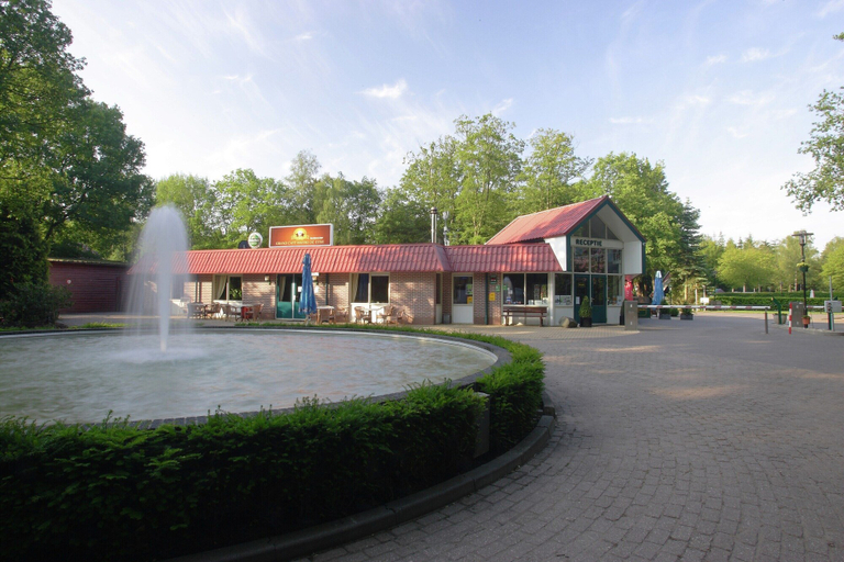 Exterior, Cottage in De Bult in Natural Surroundings, Steenwijkerland