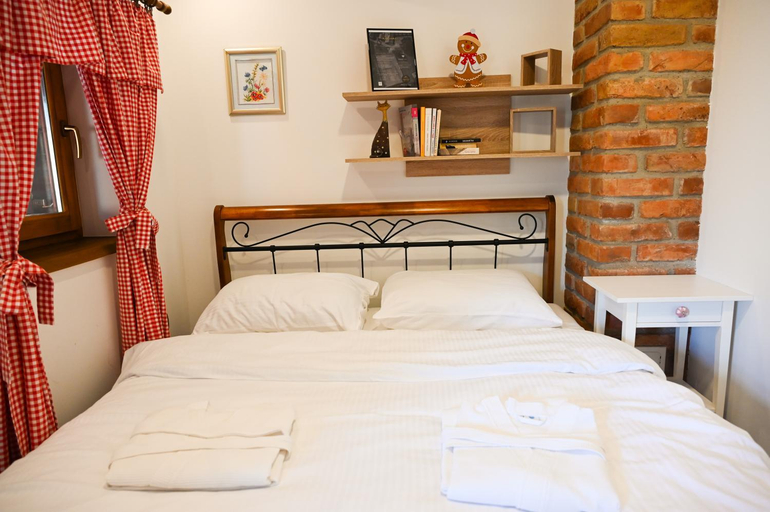 Bedroom 3, VAL HILLS Rural Holiday House, Vrbovec