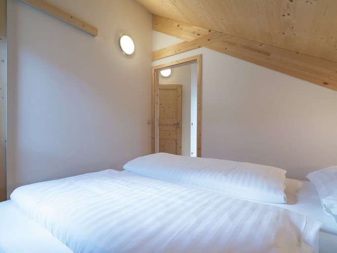 Bedroom 4, Chalet With E-charging Station, Murau