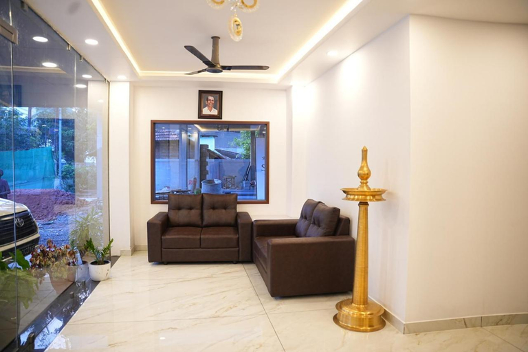 Public Area 2, Silverstone Inn, Ernakulam
