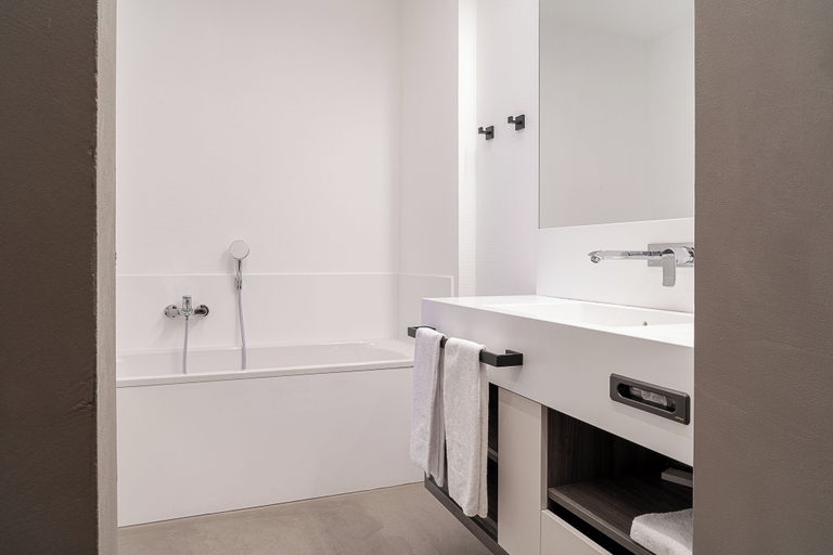 Bathroom 3, CHRIZZ Rooms, Graz