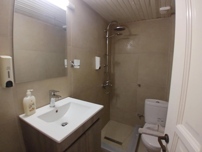Bathroom 3, Pantheon Apartments Kos Town, South Aegean