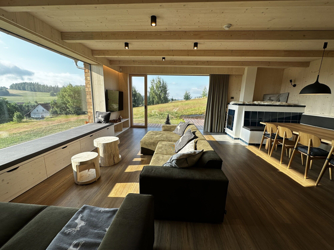 Living room 4, Holiday Home in Roprachtice With Sauna & Jacuzzi, Semily