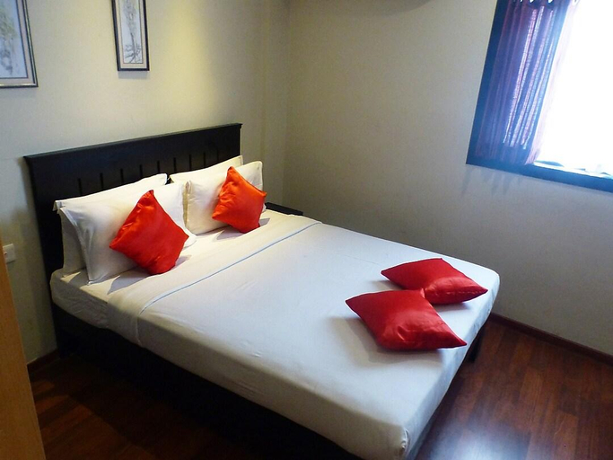 Others 4, Hotel Blue Chip, Ernakulam