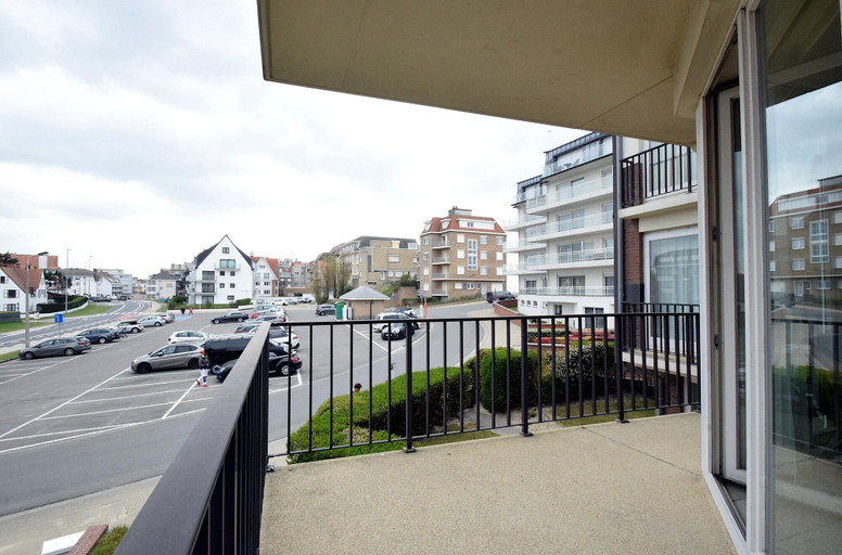 View from property 2, Clipper 0202 Tasteful Apartment, West-Vlaanderen