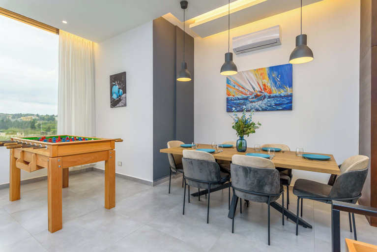 In-room dining 4, Vista 2-Bedroom Apartment in Batroun, Batroun