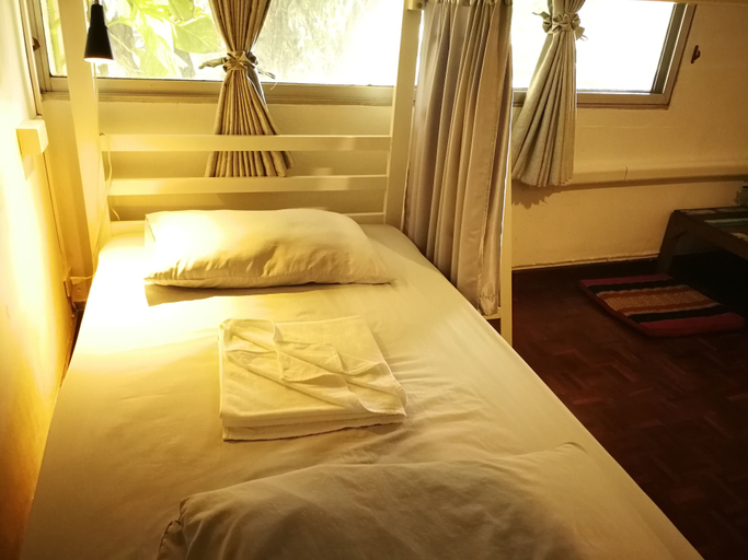 Bedroom 3, Home16 Hostel 16, Khlong Toey