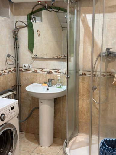 Bathroom 2, Горная Сказка, Almaty