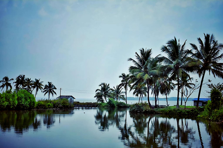 Others 4, Olam On The Lake , Ernakulam