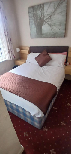 Bedroom 2, Balin Helmshore, Blackpool