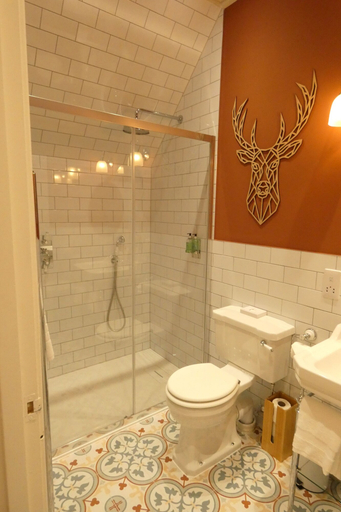 Bathroom 3, Dungallan Country House, Argyll and Bute