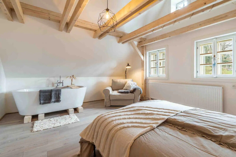 Room 5, Villa in Bohemia With Terrace, Jablonec nad Nisou