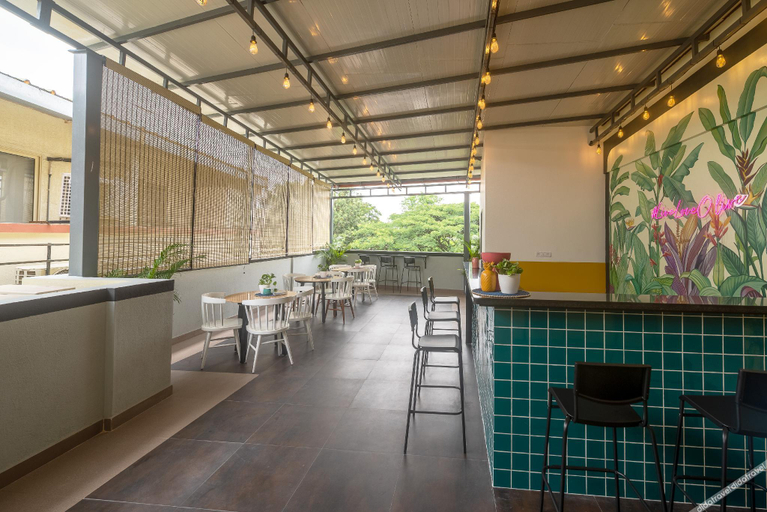 Food & Drinks 5, SRS Vivanta, Bangalore