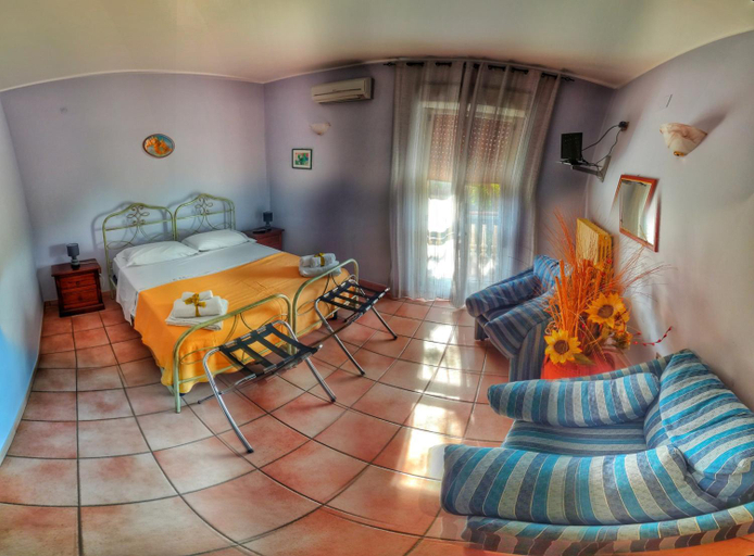 Others 2, Bed and Breakfast Pieffe, Cosenza
