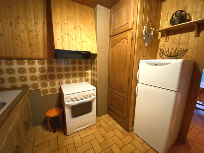 Private kitchen 3, LE Trappeur Chalet en Bois vue Montagne, Vosges