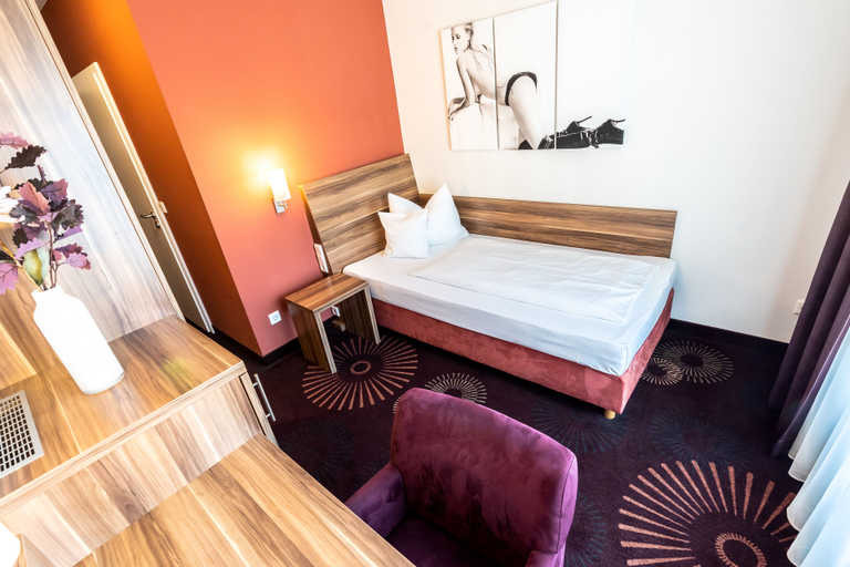 Bedroom 4, Altstadthotel Guesthouse die Galerie, Ingolstadt