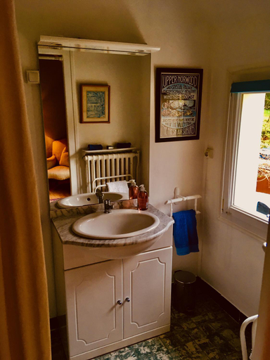 Bathroom 3, Le Clos Rabelais, Indre-et-Loire