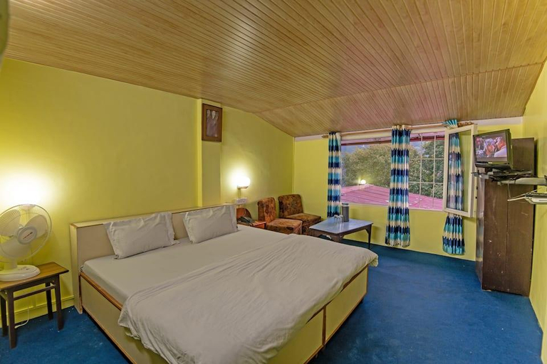 Bedroom 2, India Hotel - Lake View - Mall Road Nainital, Nainital