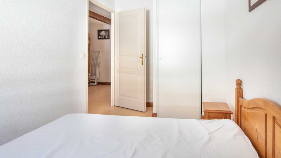 Room 5, Apartment in Saint-sorlin Near Ski Resort, Savoie
