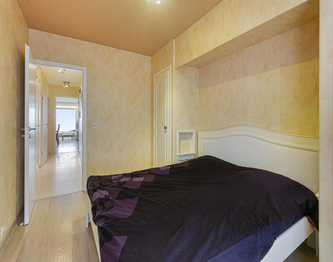 Room 2, Flat in Blankenberge With Ocean Views, West-Vlaanderen