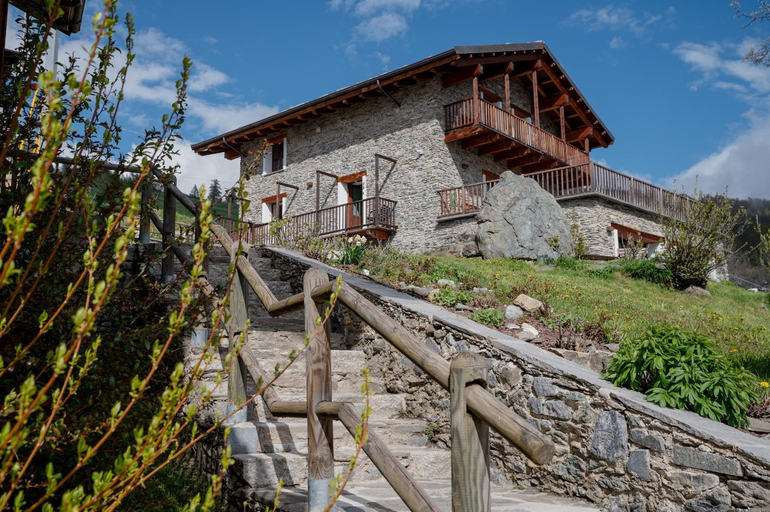 Exterior & Views, La Caso Di Elva, Cuneo