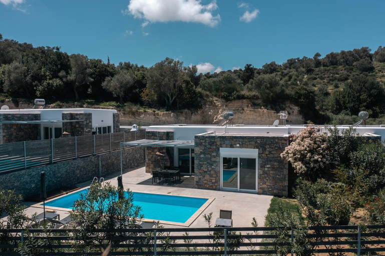 Others 4, Kalostous, Crete