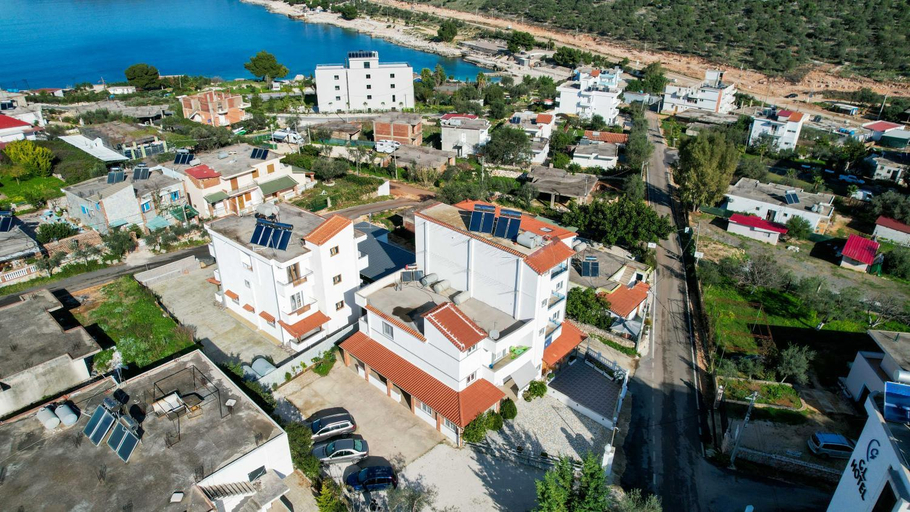 Others 4, Apartments Aktea, Sarandës