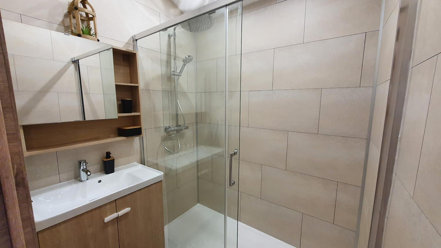 Bathroom 5, Maison RoHa - B&B & Wellness, Namur