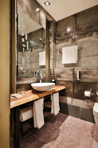 Bathroom 3, Hotel The Public Istanbul, Beyoğlu