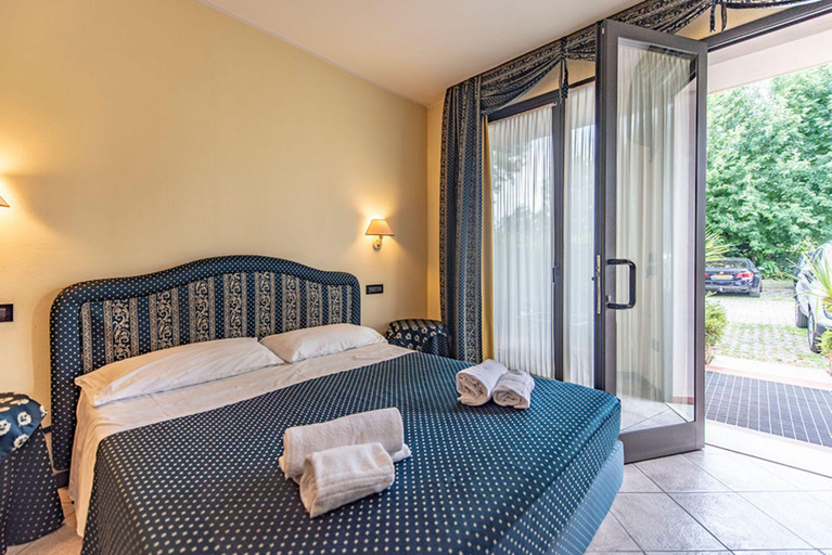 Bedroom 3, Yachting Hotel Mistral, Brescia