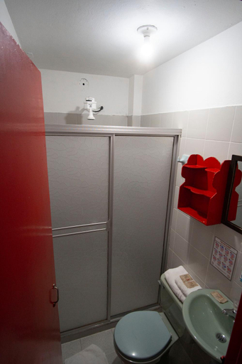 Bathroom, Hotel La Casona, Jardín
