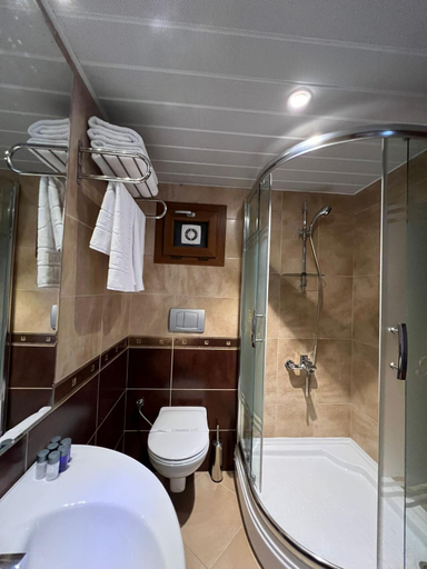 Bathroom 4, İstanblu Hotel&Spa, Konak