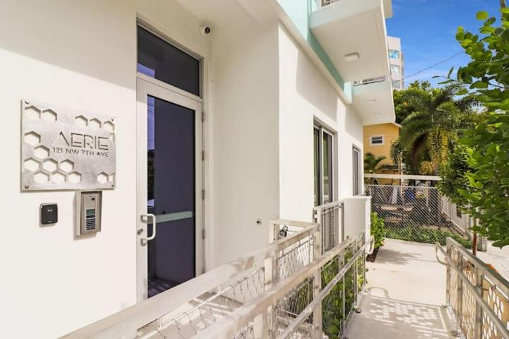 Exterior & Views 1, Aerie Apartments, Miami-Dade