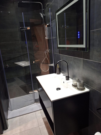Others 2, Matilde Valletta Suites