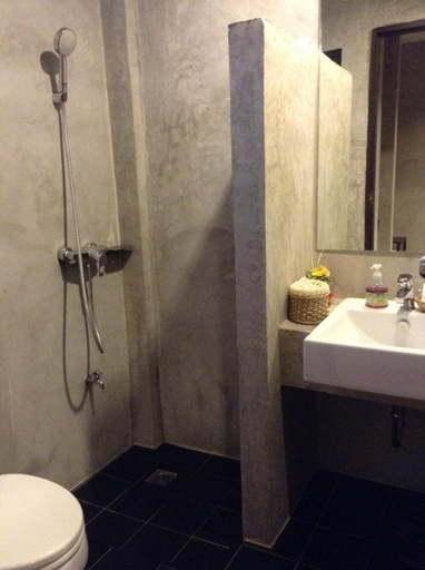 Bathroom 3, The Curve Residence, Hua Hin