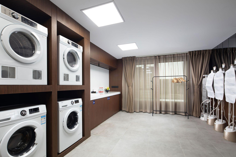 Bathroom, Hampton by Hilton Zhuhai Doumen, Zhuhai