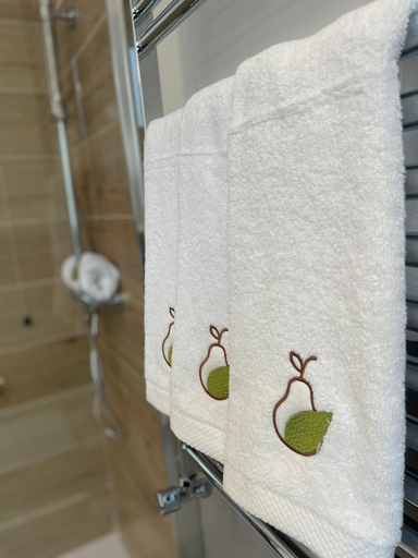 Others 3, IL Pero - BED AND RELAX, L'Aquila