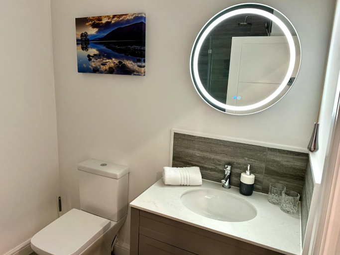 Bathroom 2, Beechtree Cottage, Cairngorm Suite, Kirkmichael, Perthshire and Kinross